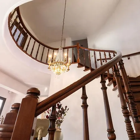 Mitsekou 빌라 프리노스